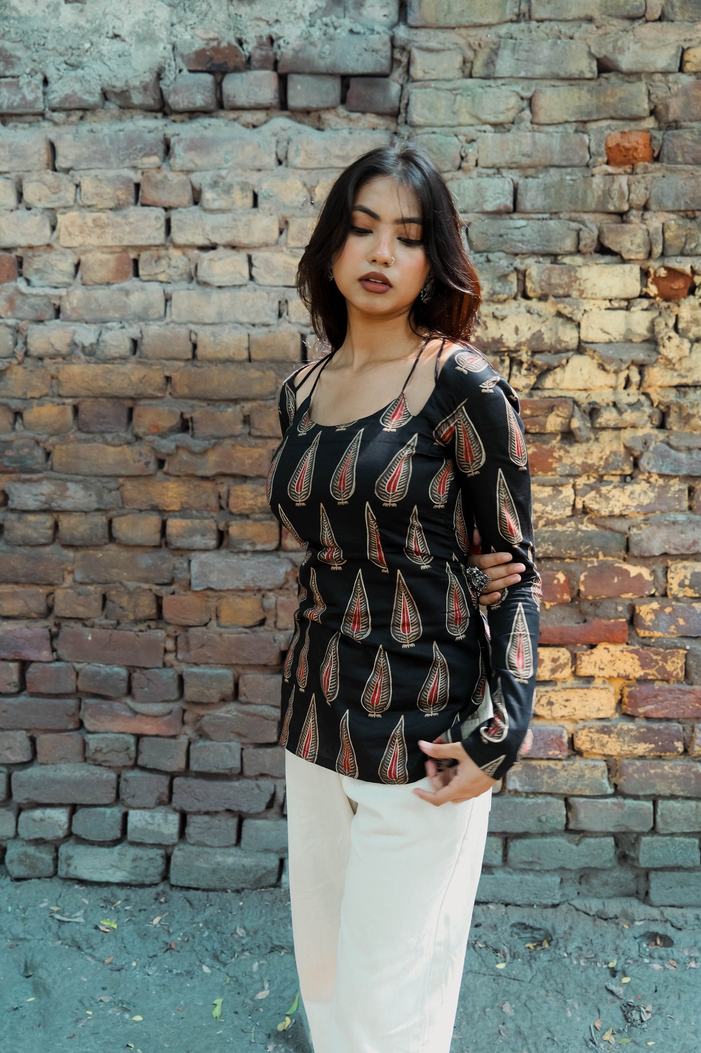 Sundri by Naari Street